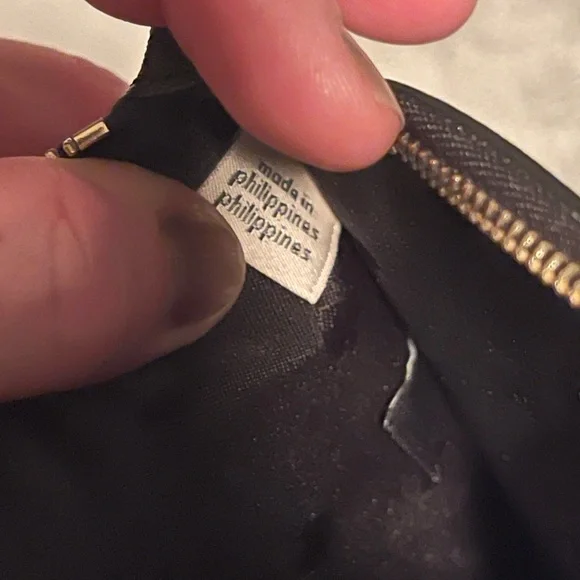 Kate Spade Black Saffiano Leather Wristlet - Picture 11 of 13